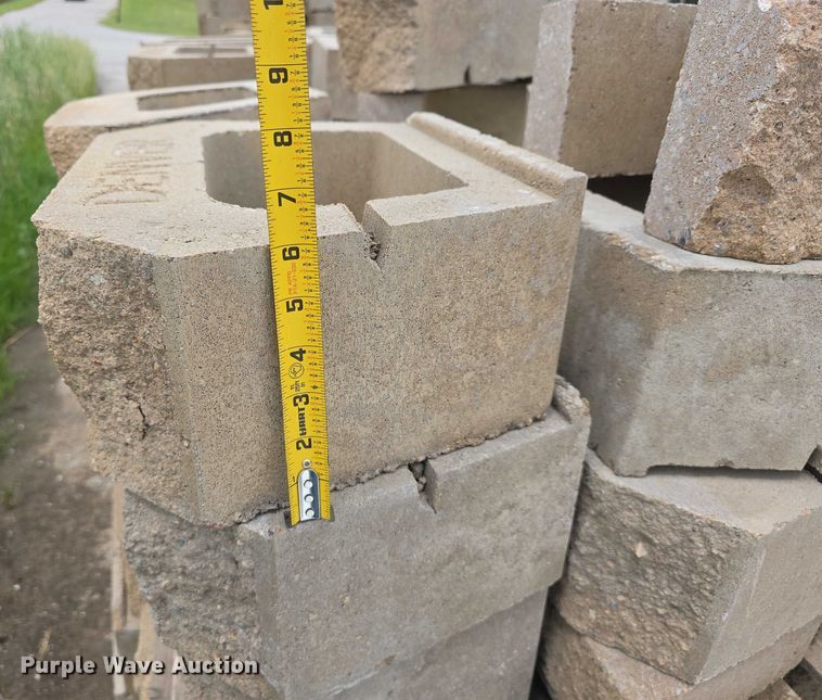 image for item EO1073 Landscaping materials