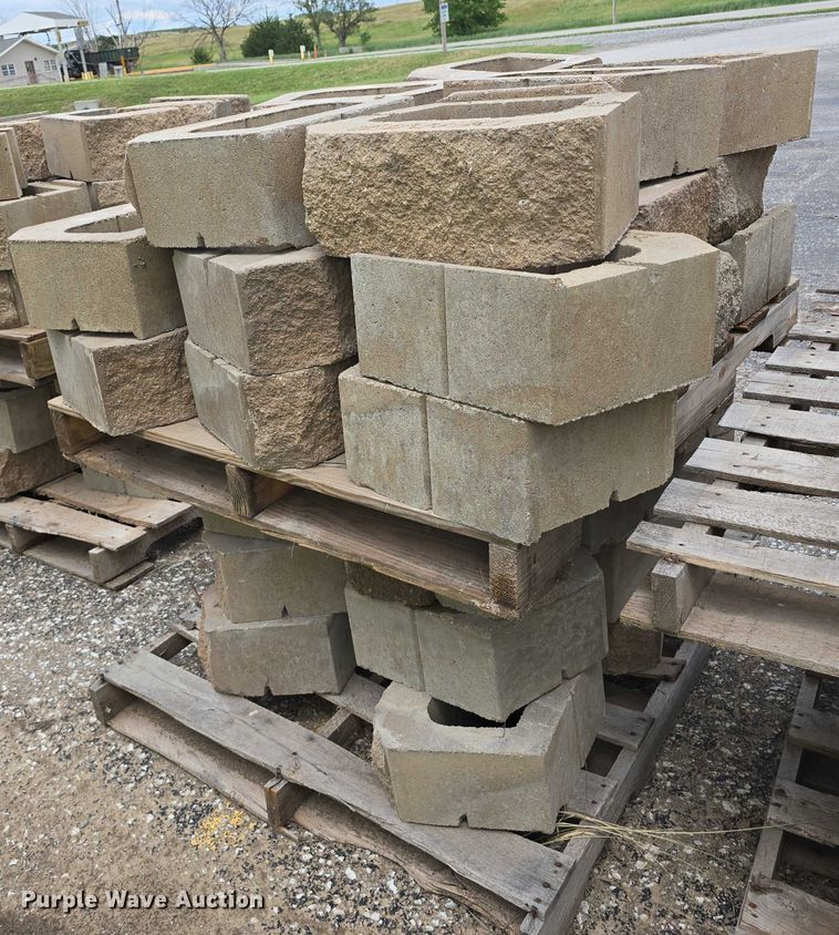 image for item EO1073 Landscaping materials