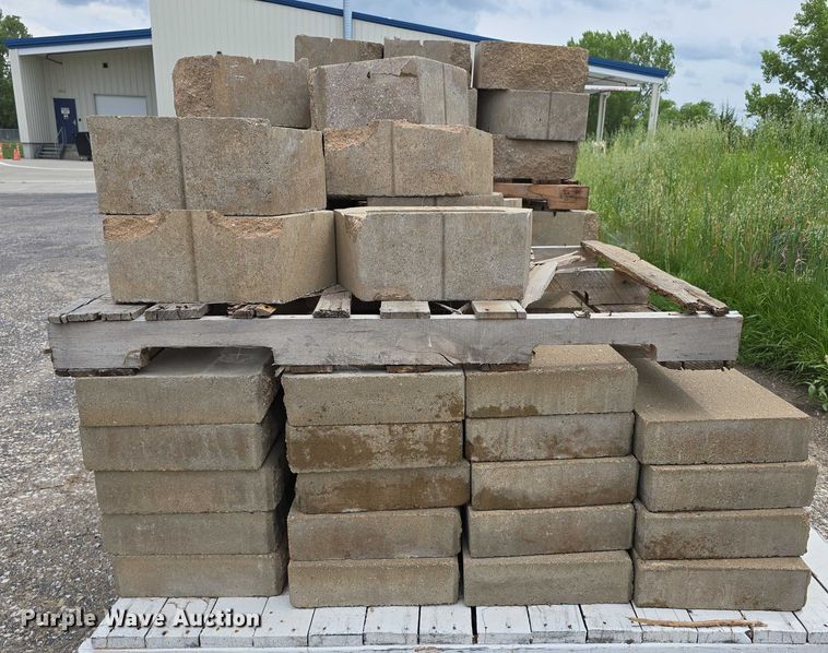 image for item EO1073 Landscaping materials