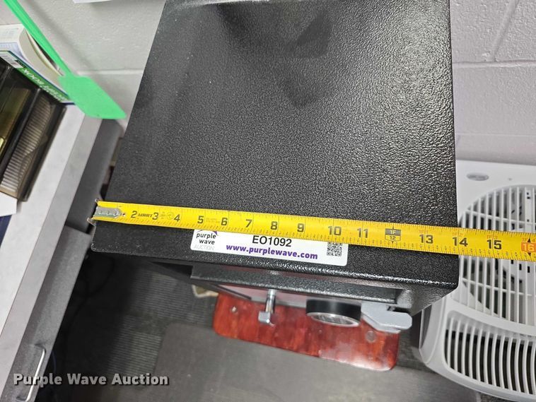 image for item EO1092 (2) safes