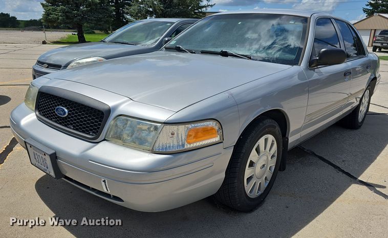 image for item EO1093 2011 Ford Crown Victoria Police Interceptor 