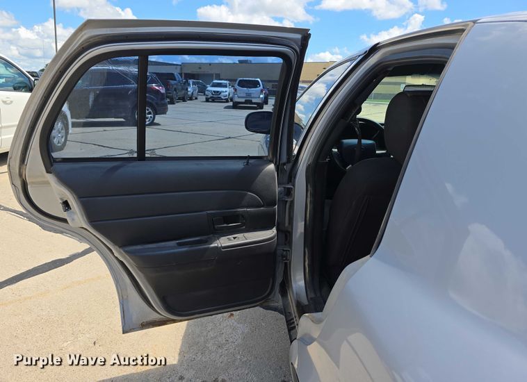 image for item EO1093 2011 Ford Crown Victoria Police Interceptor 