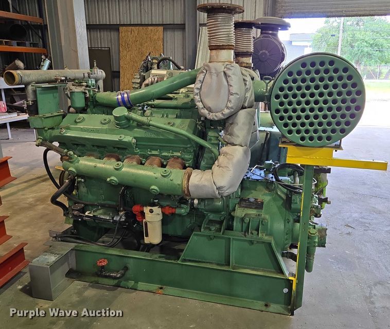 image for item EQ2594 Detroit Diesel Series 71 engine