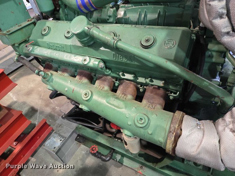 image for item EQ2594 Detroit Diesel Series 71 engine