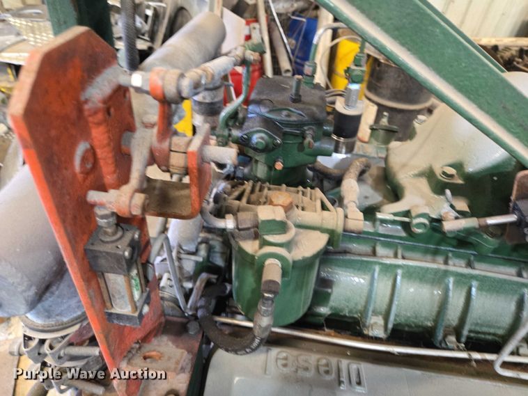 image for item EQ2595 Detroit Diesel 8V71 engine