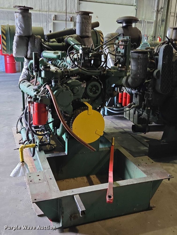 image for item EQ2600 Detroit Diesel 71 Series engine
