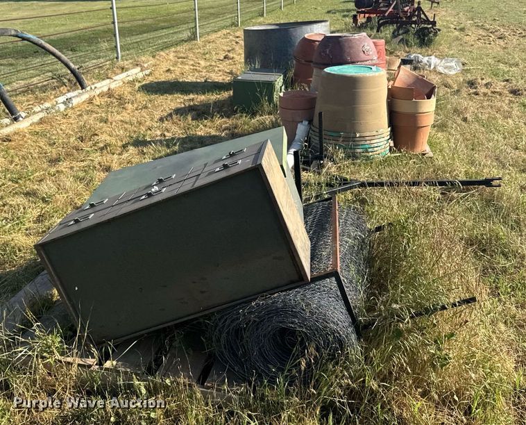 image for item ER2006 Lawn and garden equipment