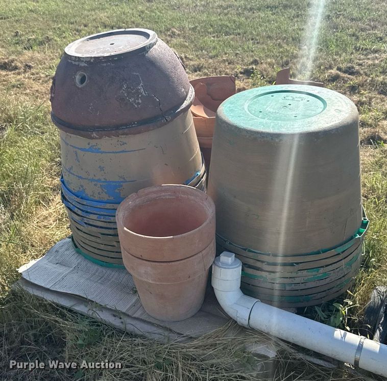 image for item ER2006 Lawn and garden equipment