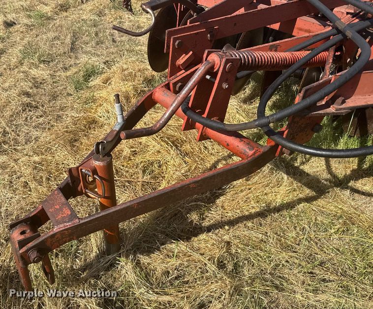 image for item ER2012 International Harvester tandem disk