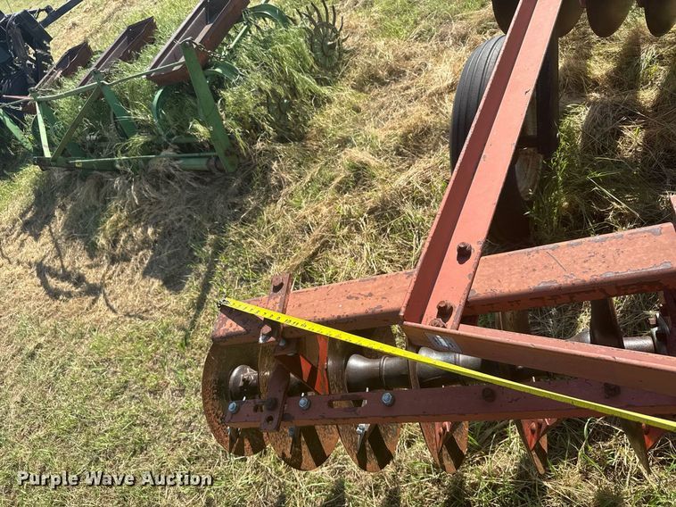 image for item ER2012 International Harvester tandem disk