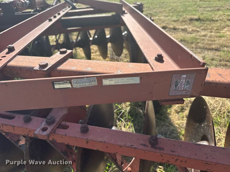 image for item ER2012 International Harvester tandem disk
