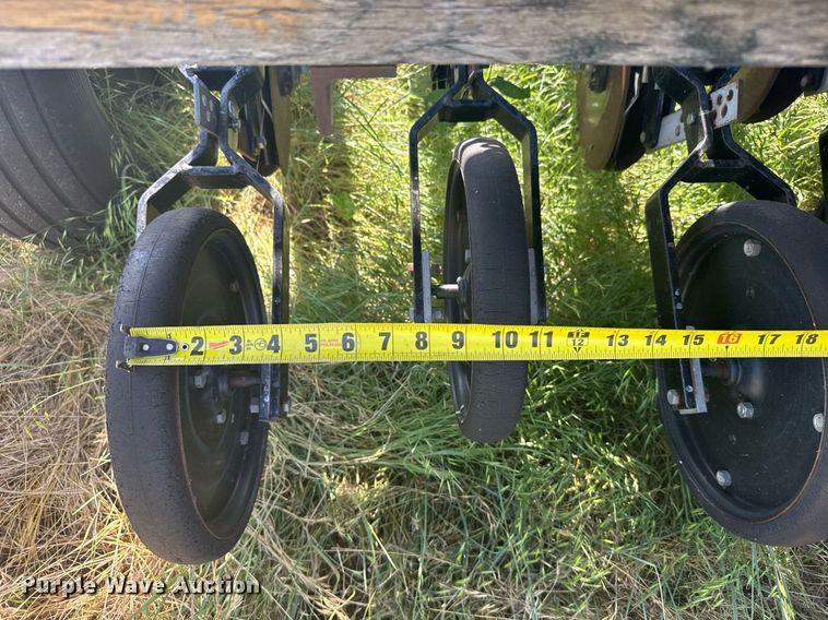 image for item ER2014 Marliss Pasture King no-till grain drill