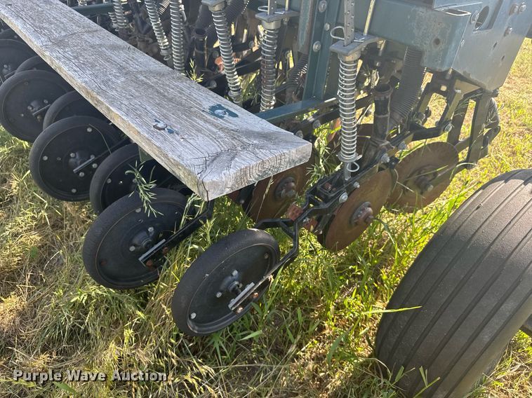 image for item ER2014 Marliss Pasture King no-till grain drill