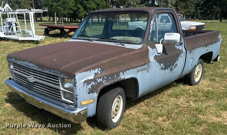 image for item ER2027 1984 Chevrolet C10 pickup truck