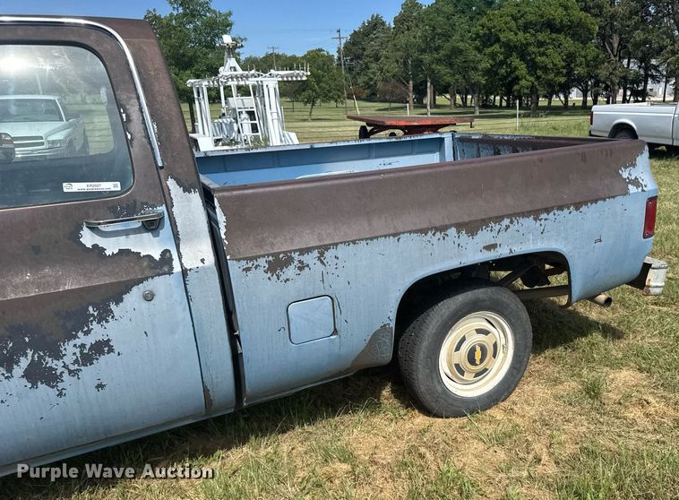 image for item ER2027 1984 Chevrolet C10 pickup truck