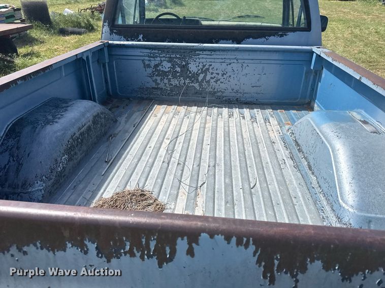 image for item ER2027 1984 Chevrolet C10 pickup truck