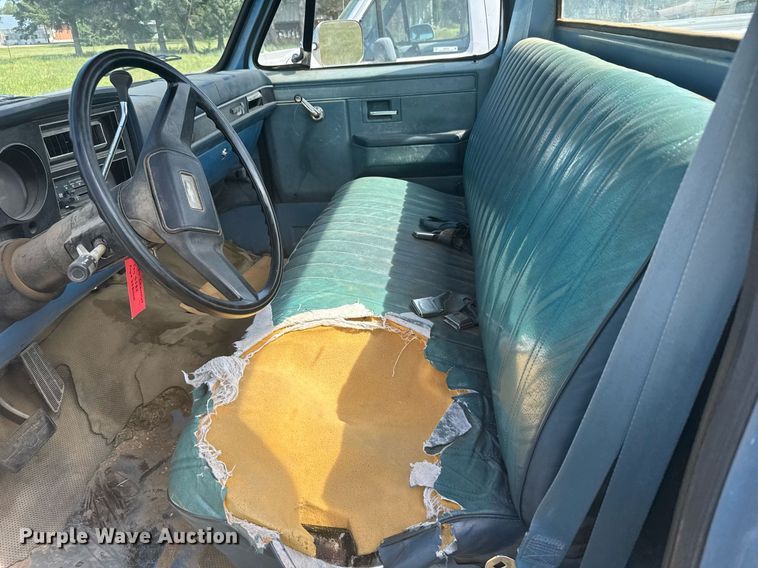 image for item ER2027 1984 Chevrolet C10 pickup truck