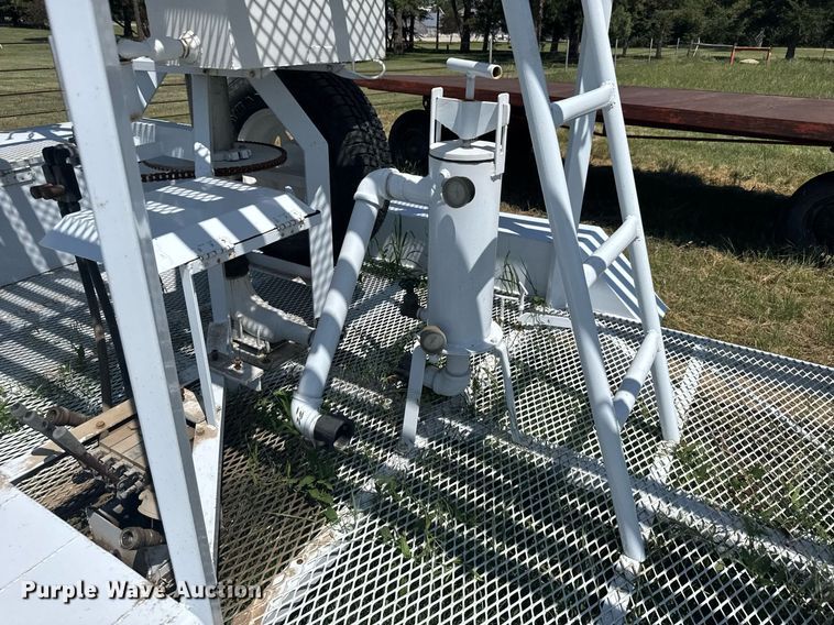 image for item ER2028 Irrigation trailer