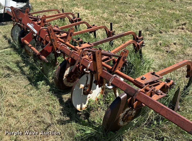 image for item ER2032 International Harvester 70 field cultivator