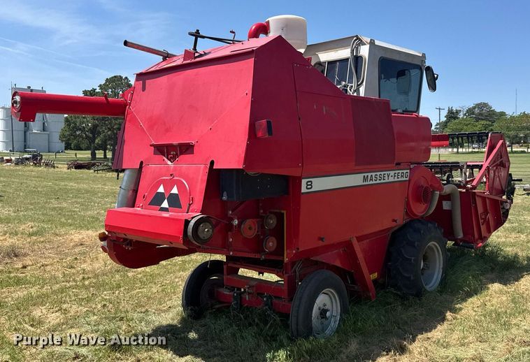 image for item ER2038 Massey Ferguson 8 combine