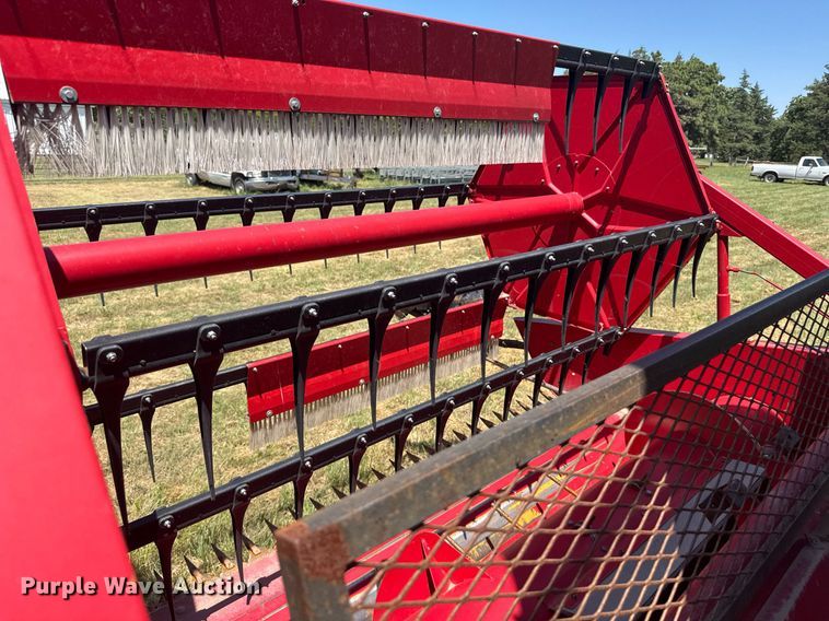 image for item ER2038 Massey Ferguson 8 combine