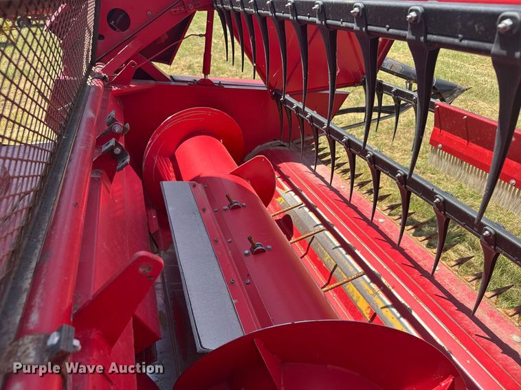 image for item ER2038 Massey Ferguson 8 combine