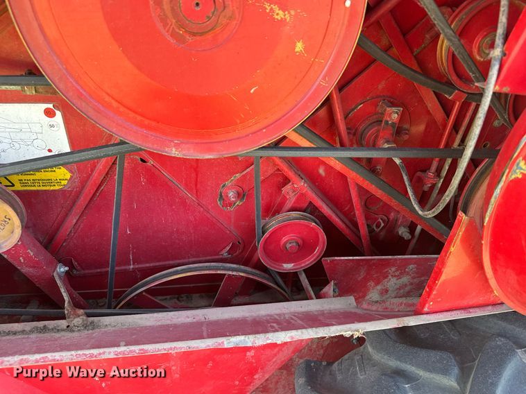 image for item ER2038 Massey Ferguson 8 combine