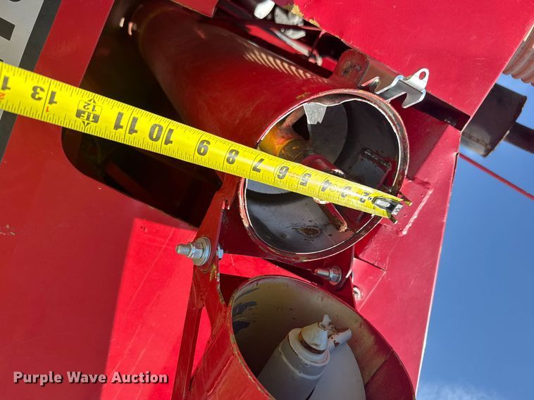 image for item ER2038 Massey Ferguson 8 combine