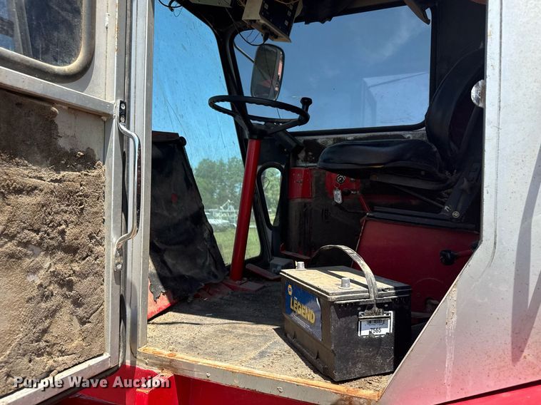 image for item ER2038 Massey Ferguson 8 combine