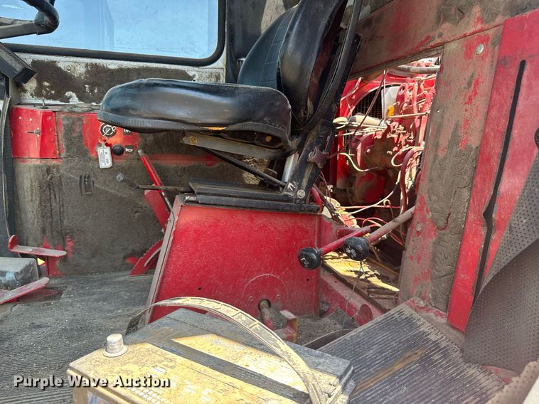 image for item ER2038 Massey Ferguson 8 combine