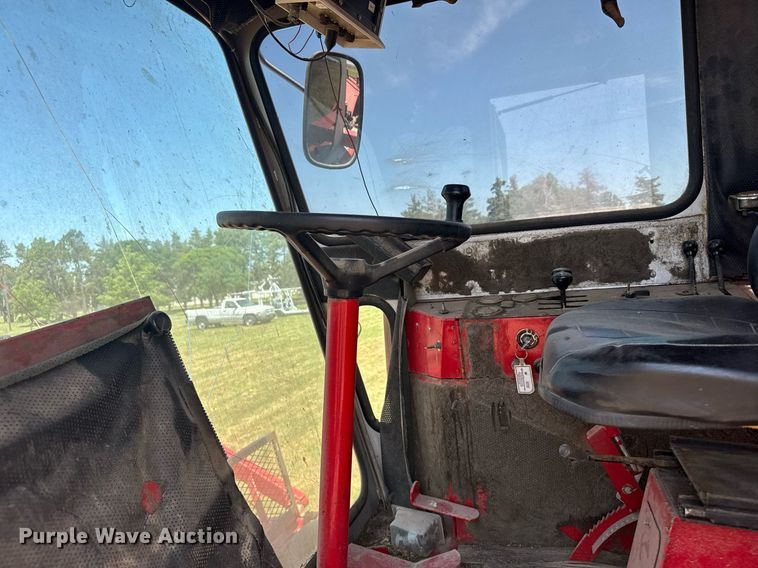 image for item ER2038 Massey Ferguson 8 combine