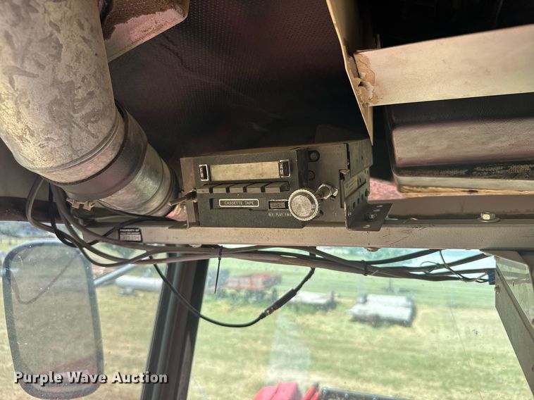 image for item ER2038 Massey Ferguson 8 combine