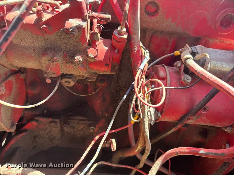 image for item ER2038 Massey Ferguson 8 combine