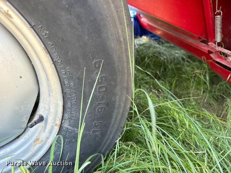 image for item ER2038 Massey Ferguson 8 combine