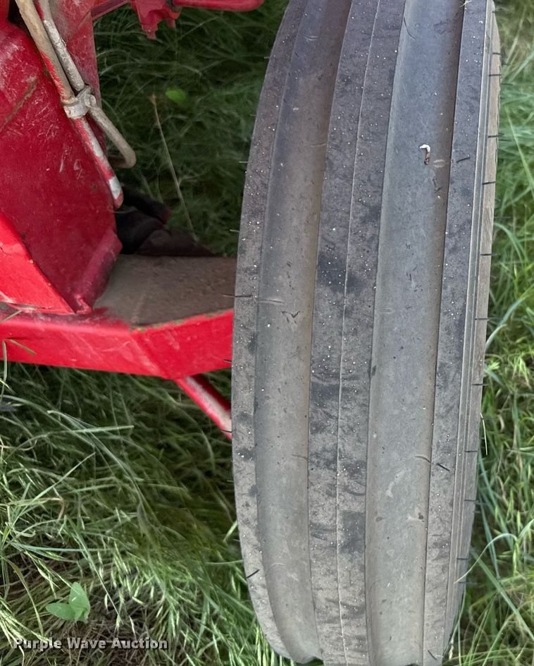 image for item ER2038 Massey Ferguson 8 combine