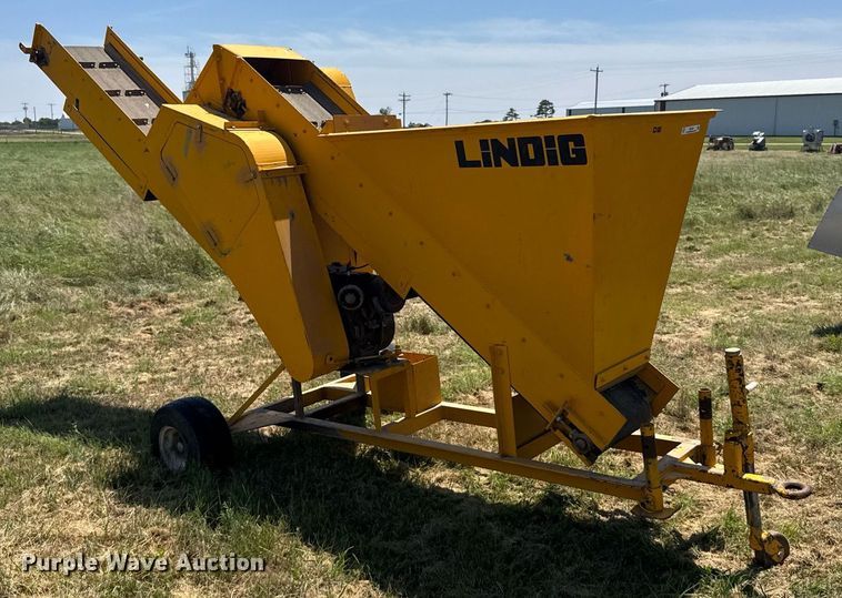 image for item ER2039 Lindig D12 topsoil shredder