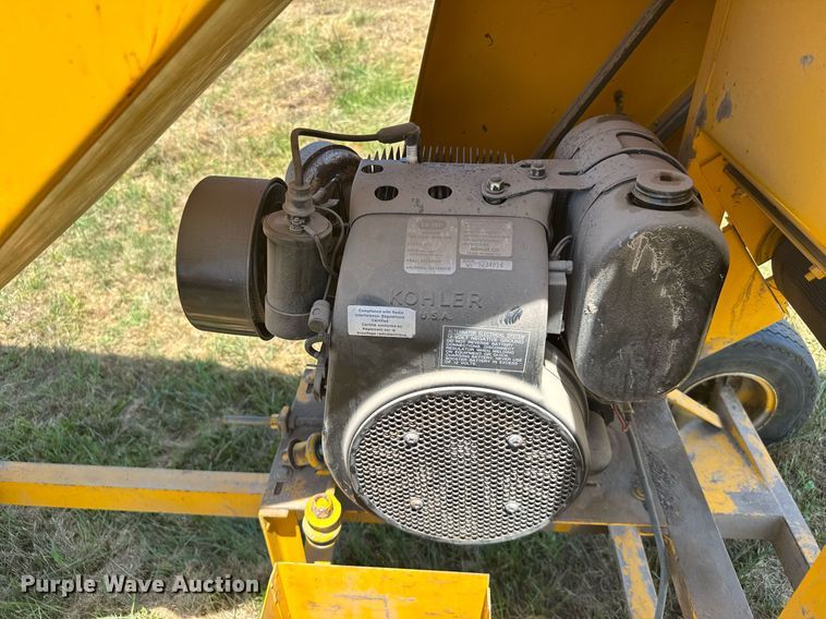 image for item ER2039 Lindig D12 topsoil shredder