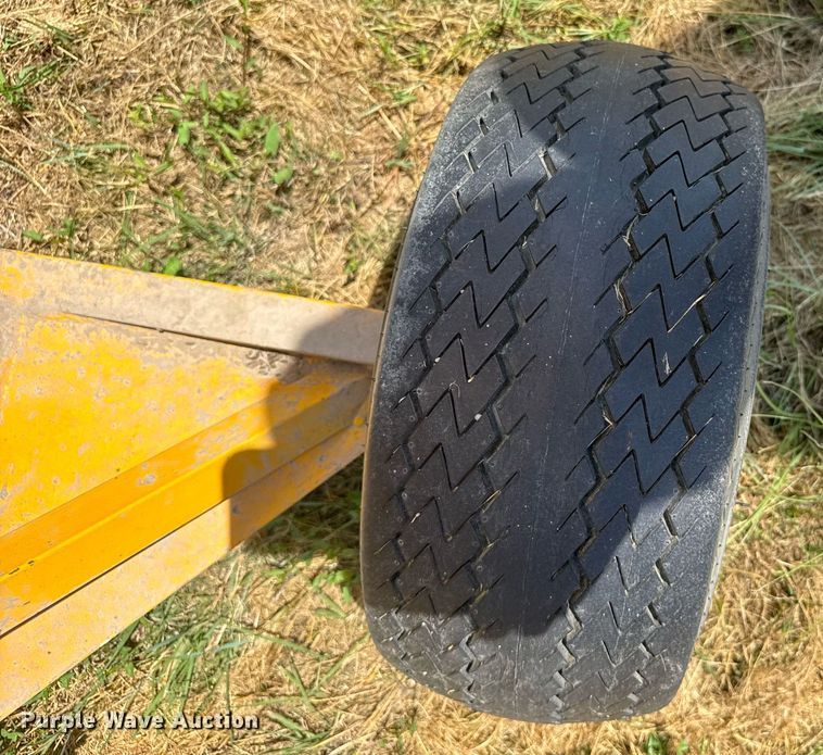 image for item ER2039 Lindig D12 topsoil shredder