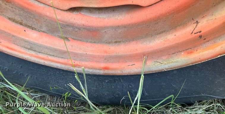 image for item ER2040 Gleaner Baldwin combine