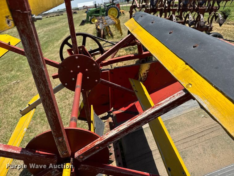 image for item ER2041 Hans-Ulrich Hege 125 seed harvester