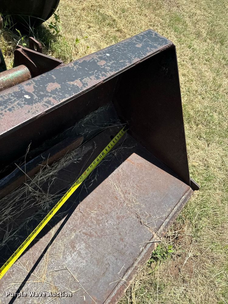 image for item ER2045 1978 John Deere 2440 tractor