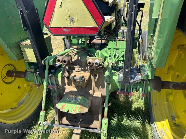 image for item ER2045 1978 John Deere 2440 tractor