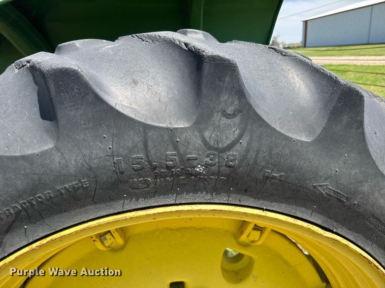 image for item ER2045 1978 John Deere 2440 tractor