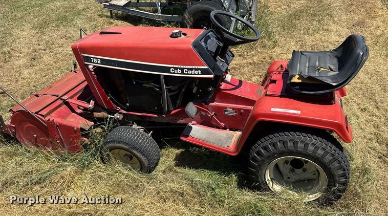 image for item ER2047 Cub Cadet 782 lawn tractor