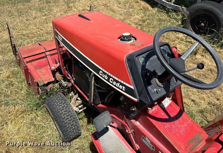 image for item ER2047 Cub Cadet 782 lawn tractor