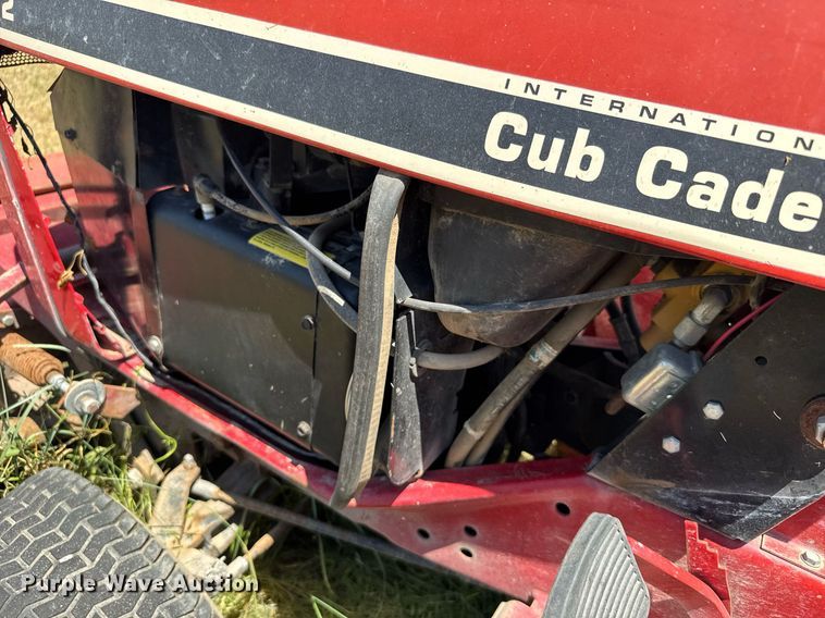 image for item ER2047 Cub Cadet 782 lawn tractor