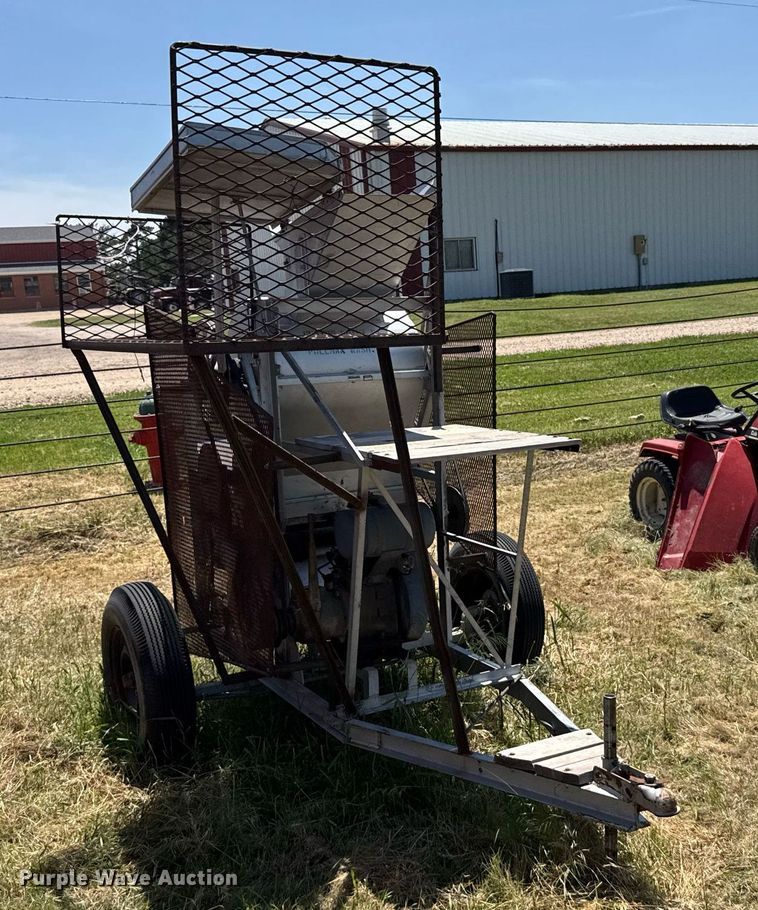image for item ER2048 Grain mill