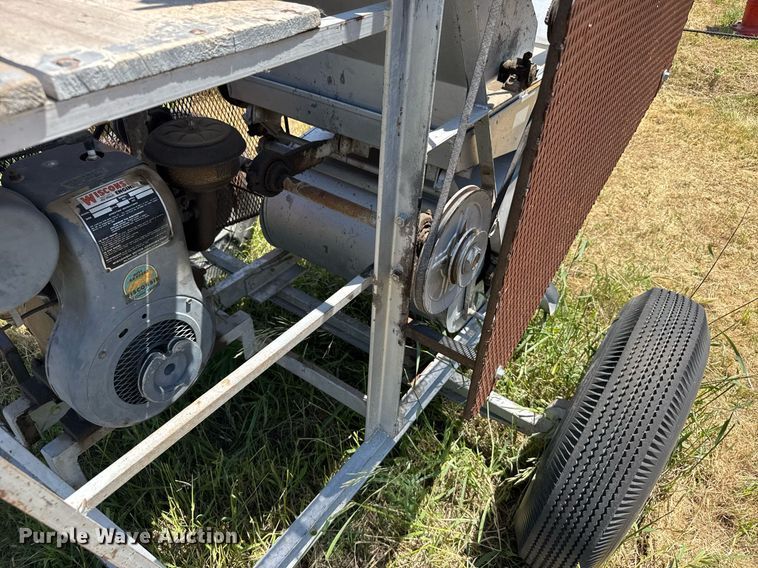 image for item ER2048 Grain mill