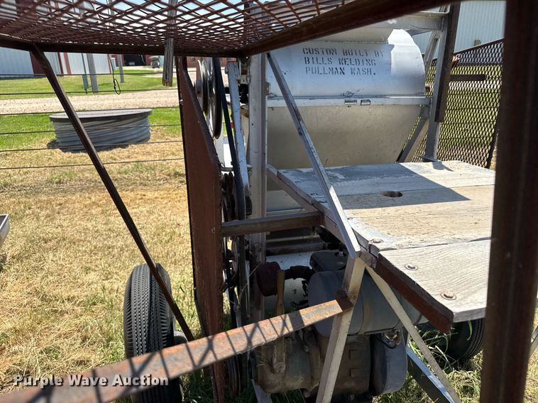 image for item ER2048 Grain mill