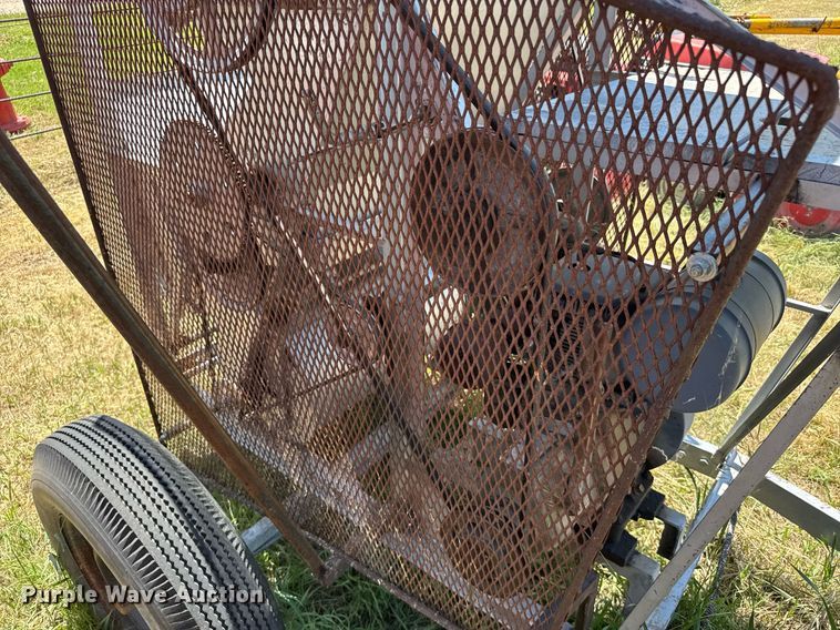 image for item ER2048 Grain mill